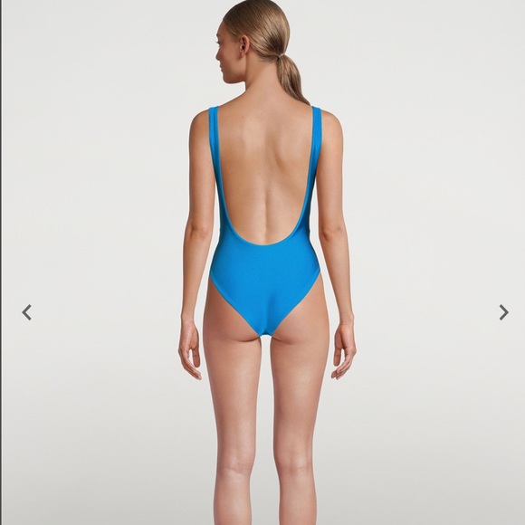 💙🩵Cava Cut Out One-Piece Swimsuit Tummy control Electric Blue color - Picture 6 of 7